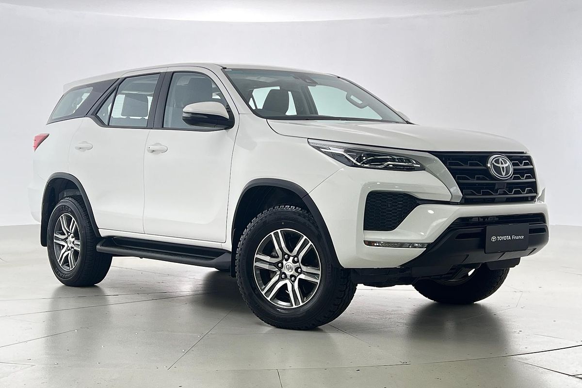 2022 Toyota Fortuner GX GUN156R