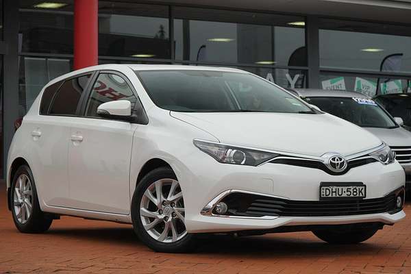 2016 Toyota Corolla Ascent Sport ZRE182R