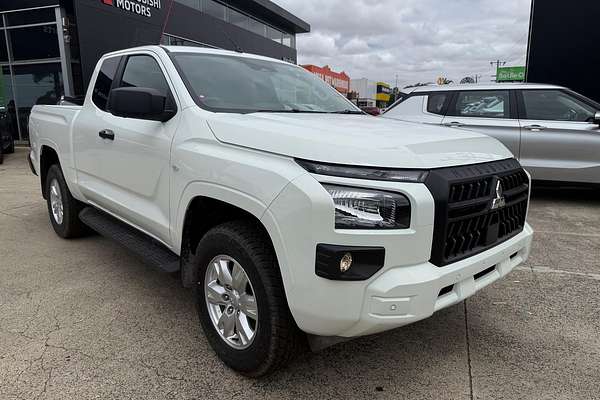 2025 Mitsubishi Triton GLX+ MV 4X4