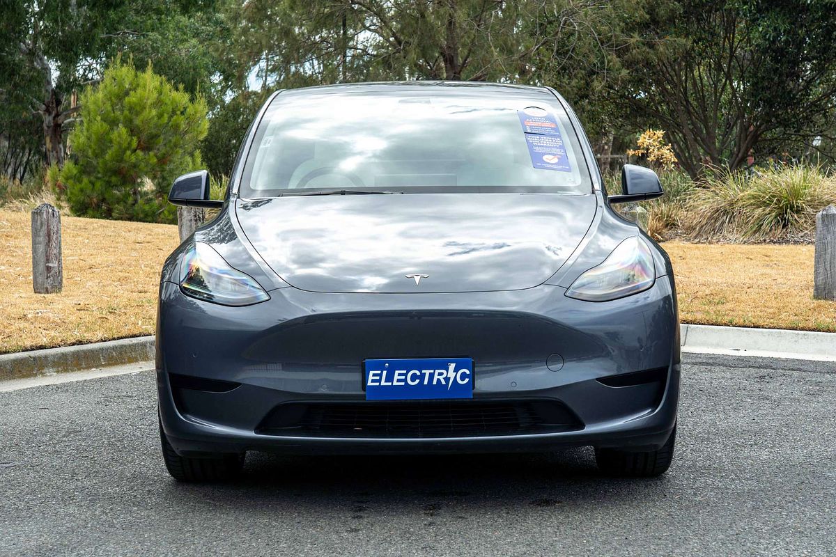 2023 Tesla Model Y Rear-Wheel Drive