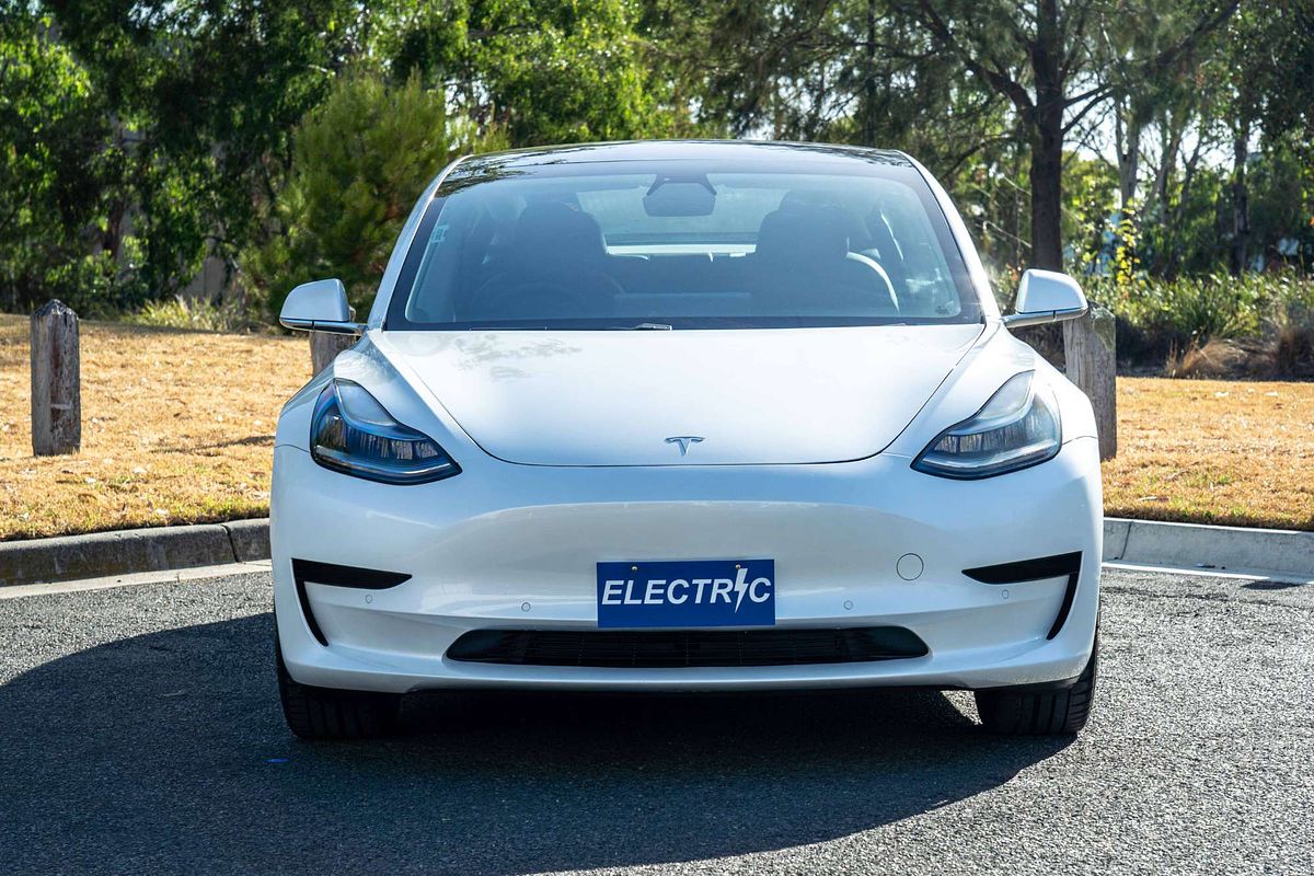 2019 Tesla Model 3 Standard Range Plus