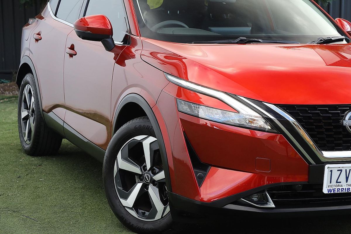 2023 Nissan QASHQAI ST+ J12