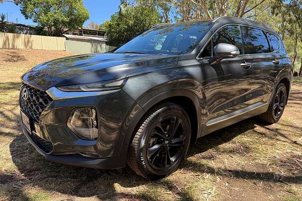 2018 Hyundai Santa Fe Highlander TM thumb-2