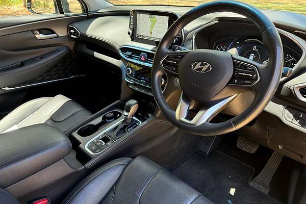 2018 Hyundai Santa Fe Highlander TM thumb-9