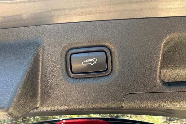 2018 Hyundai Santa Fe Highlander TM thumb-19