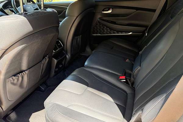 2018 Hyundai Santa Fe Highlander TM thumb-20