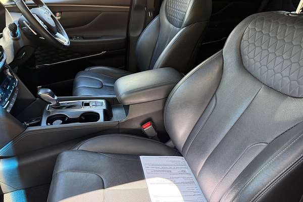 2018 Hyundai Santa Fe Highlander TM thumb-23