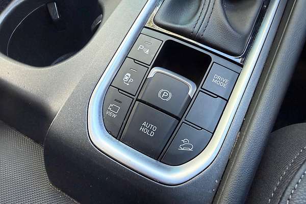 2018 Hyundai Santa Fe Highlander TM thumb-25