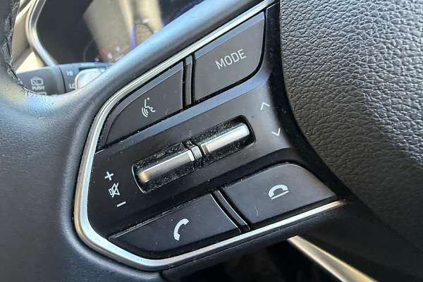 2018 Hyundai Santa Fe Highlander TM thumb-30