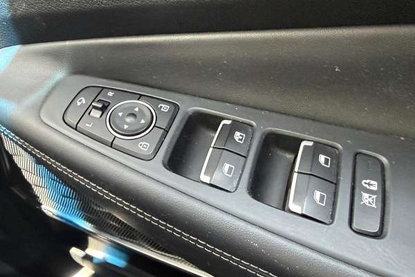 2018 Hyundai Santa Fe Highlander TM thumb-32