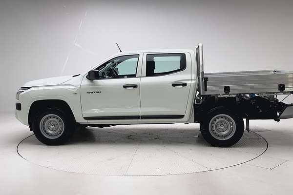 2025 Mitsubishi Triton GLX MV 4X4 thumb-7