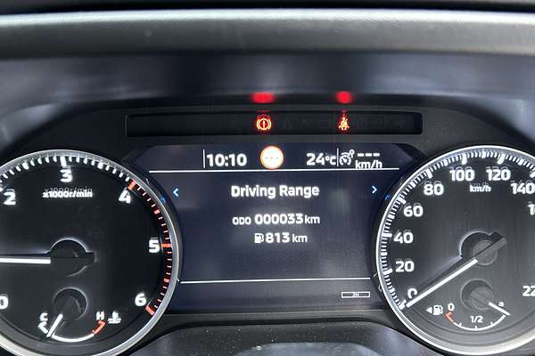 2025 Mitsubishi Triton GLX MV 4X4 thumb-12