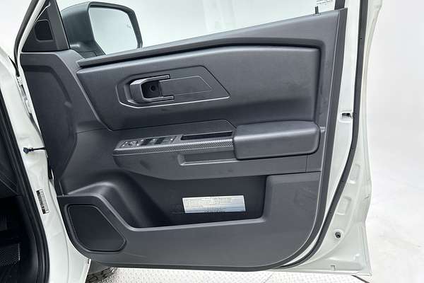 2025 Mitsubishi Triton GLX MV 4X4 thumb-17