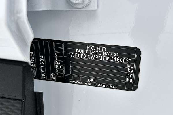 2021 Ford Escape ZH thumb-23