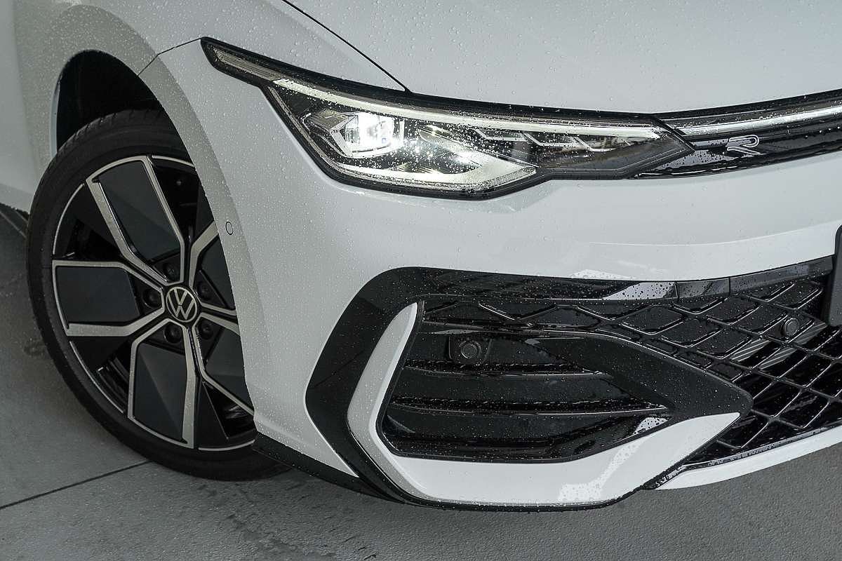 2025 Volkswagen Golf 110TSI R-Line 8.5
