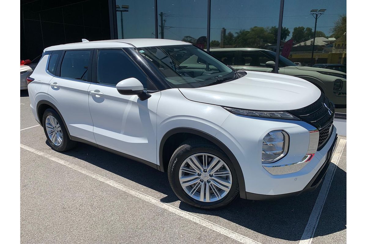 2021 Mitsubishi Outlander ES ZM