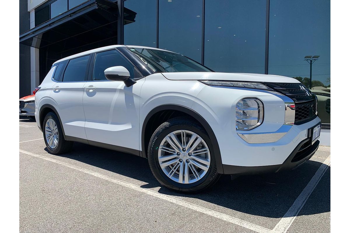 2021 Mitsubishi Outlander ES ZM