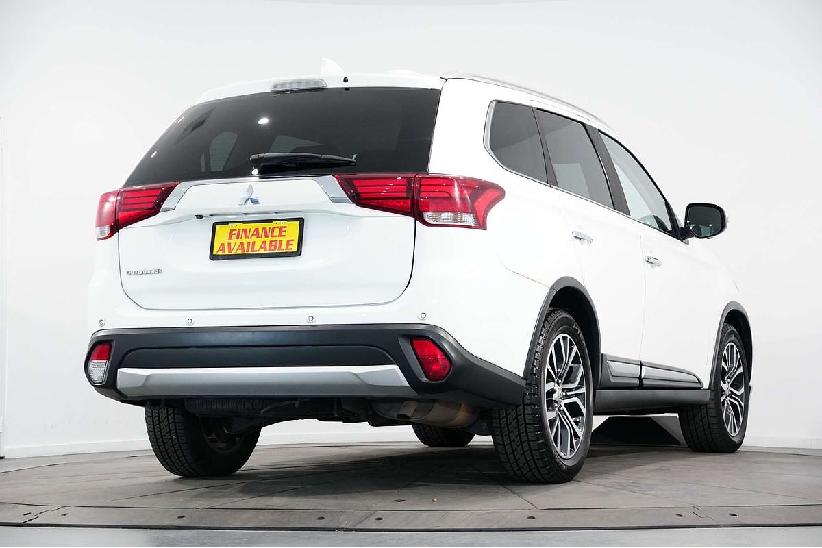 2016 Mitsubishi Outlander Exceed ZK