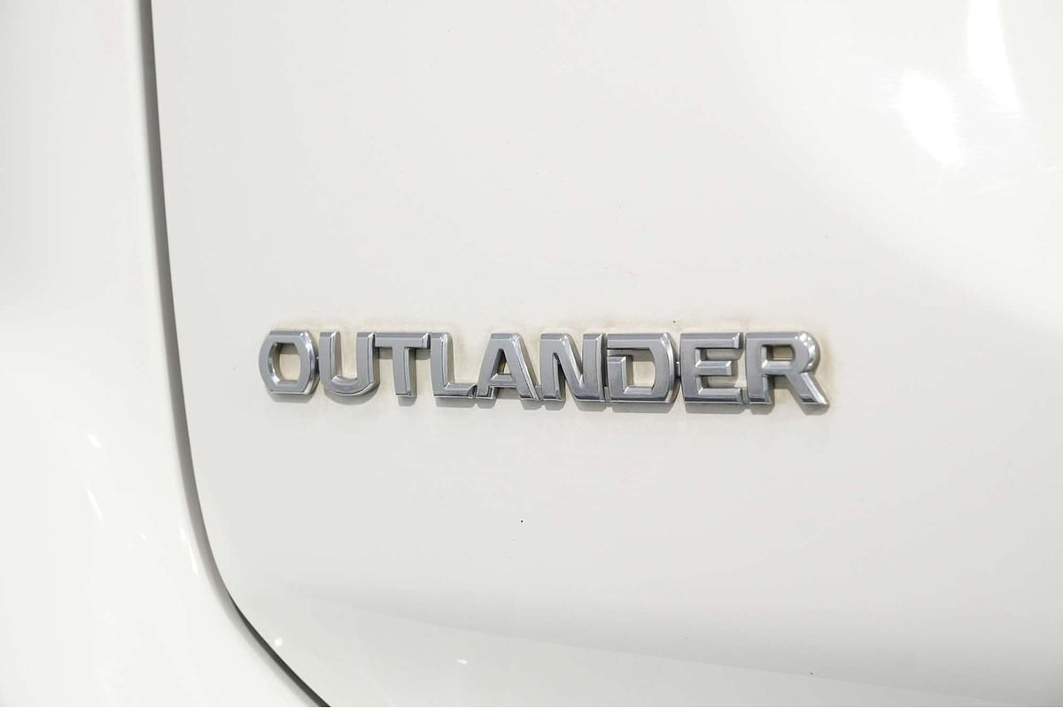 2016 Mitsubishi Outlander Exceed ZK