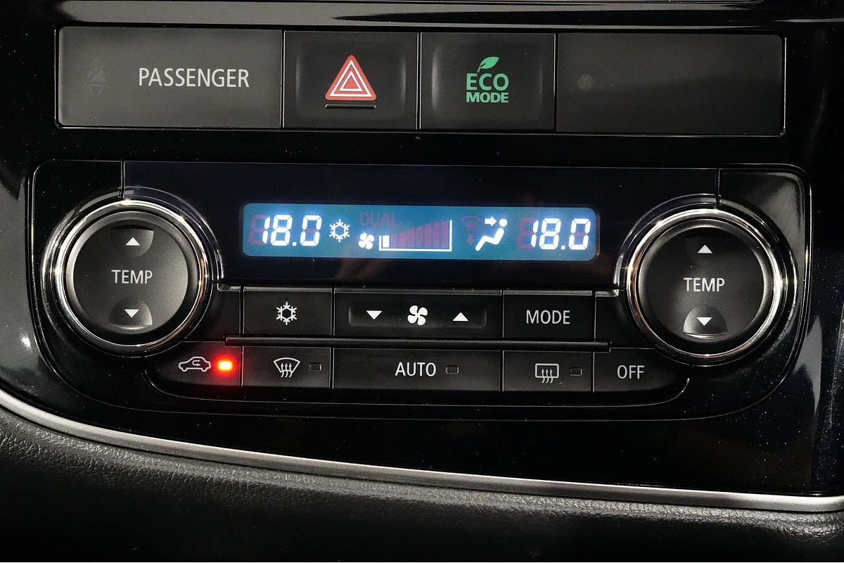 2016 Mitsubishi Outlander Exceed ZK