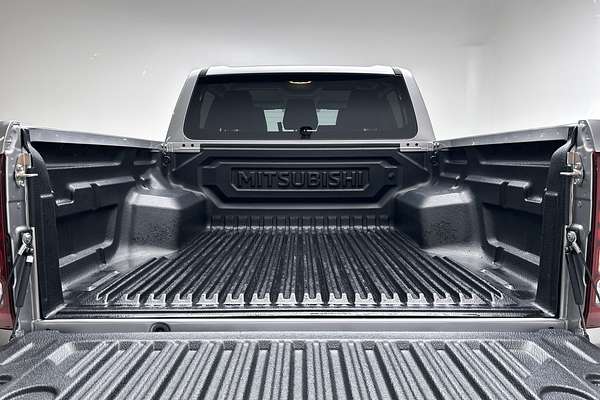 2025 Mitsubishi Triton GLS MV 4X4 thumb-20