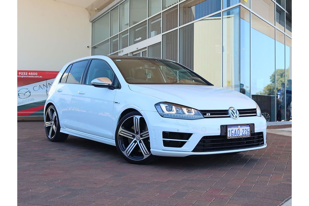 2016 Volkswagen Golf R 7