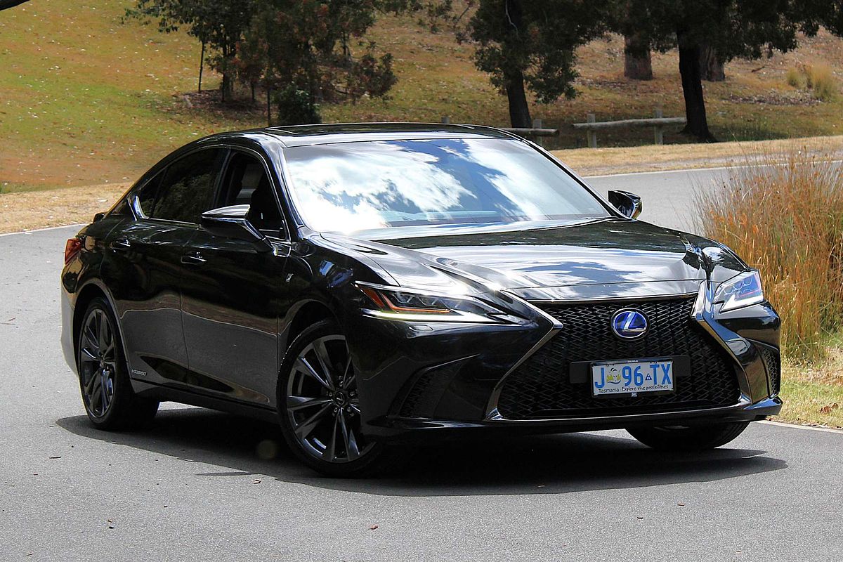 2021 Lexus ES ES300h F Sport AXZH10R
