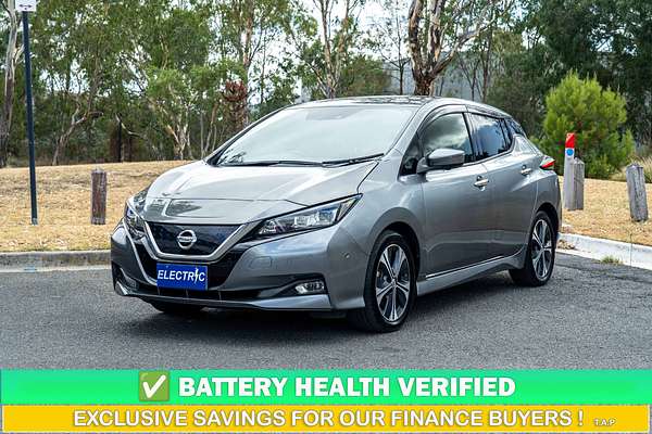 2022 Nissan LEAF ZE1