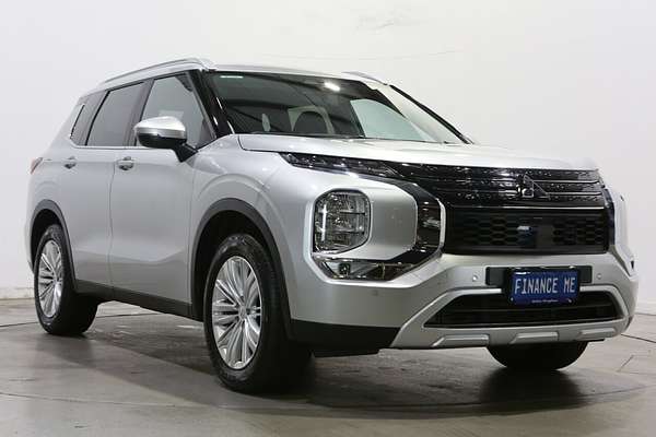 2025 Mitsubishi Outlander LS ZM