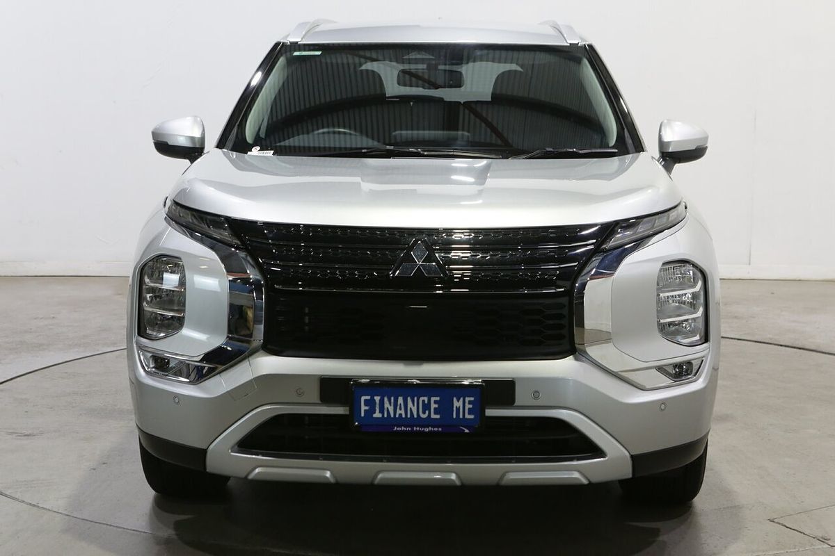 2025 Mitsubishi Outlander LS ZM