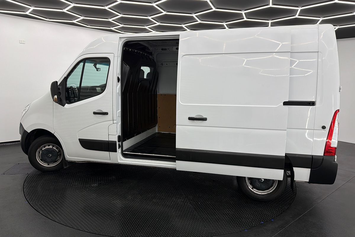 2019 Renault Master X62 MWB Mid Roof