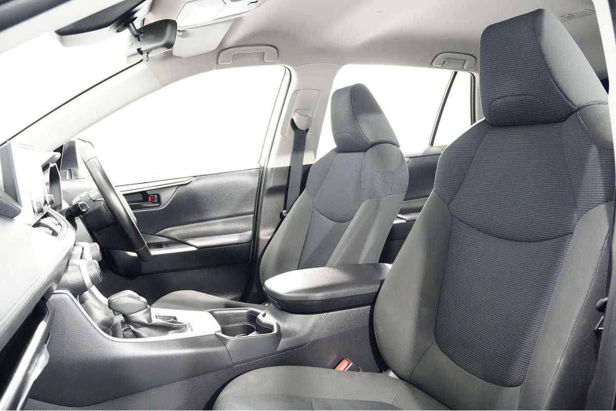 2021 Toyota RAV4 GX AXAH52R