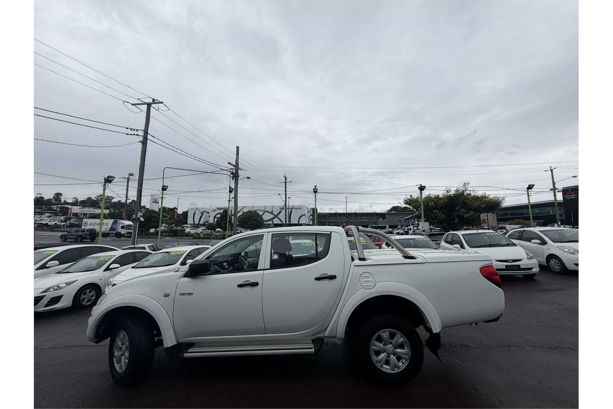2012 Mitsubishi Triton GL-R MN MY12 REAR WHEEL DRIVE
