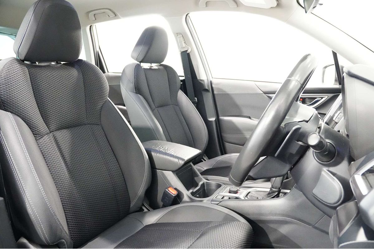 2023 Subaru Forester Hybrid L S5