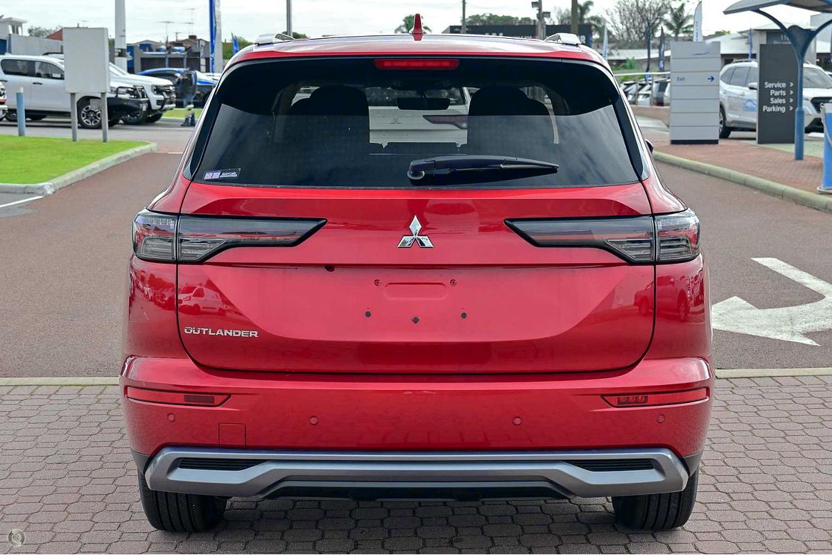 Outlander Red Rider 2025 Mitsubishi Outlander LS in Red Diamond | Demo SUV | Stock # ...