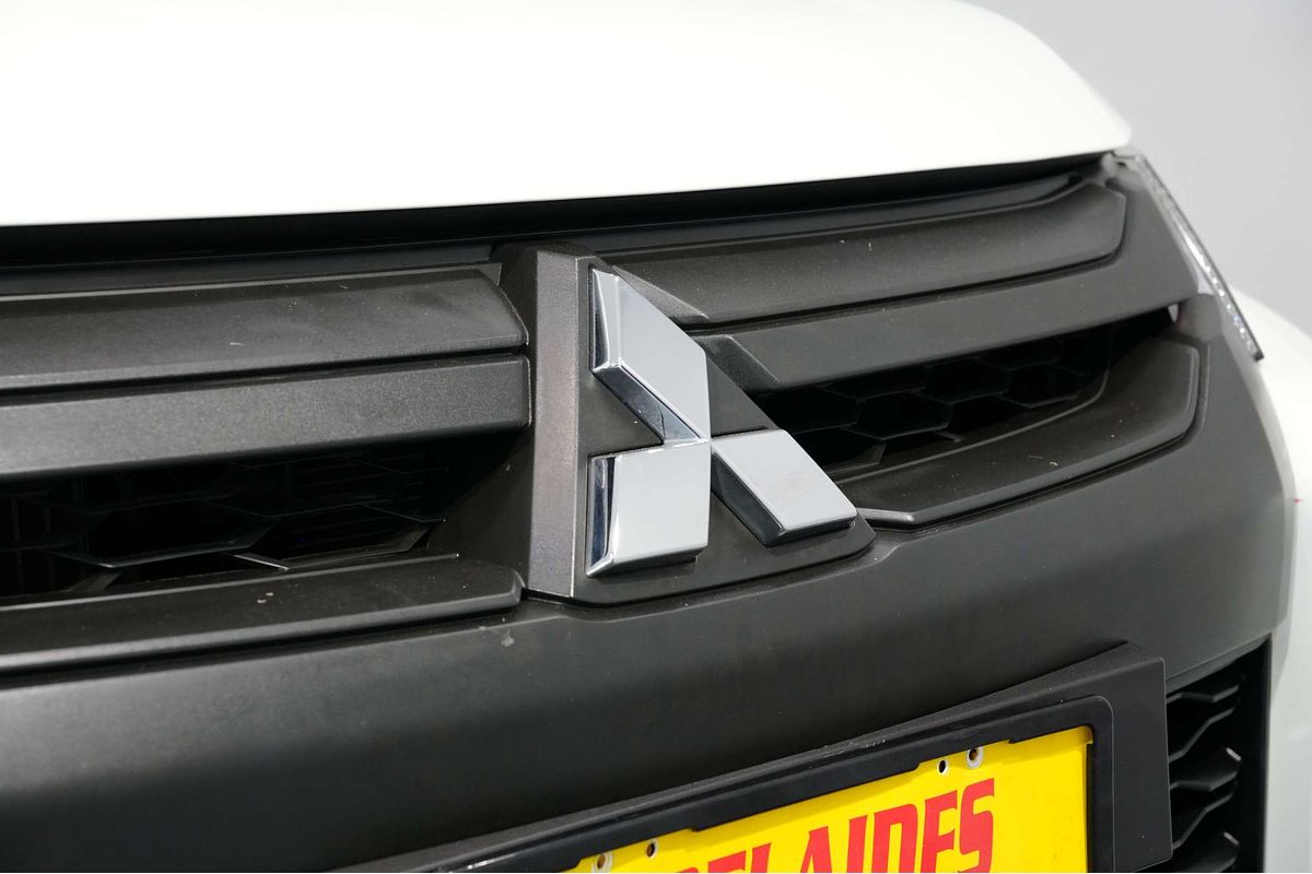 2020 Mitsubishi Triton GLX ADAS MR 4X4