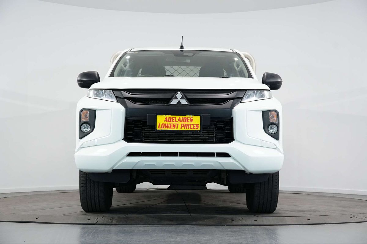 2020 Mitsubishi Triton GLX ADAS MR 4X4