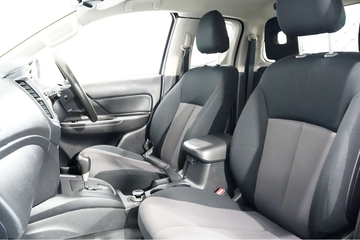 2020 Mitsubishi Triton GLX ADAS MR 4X4