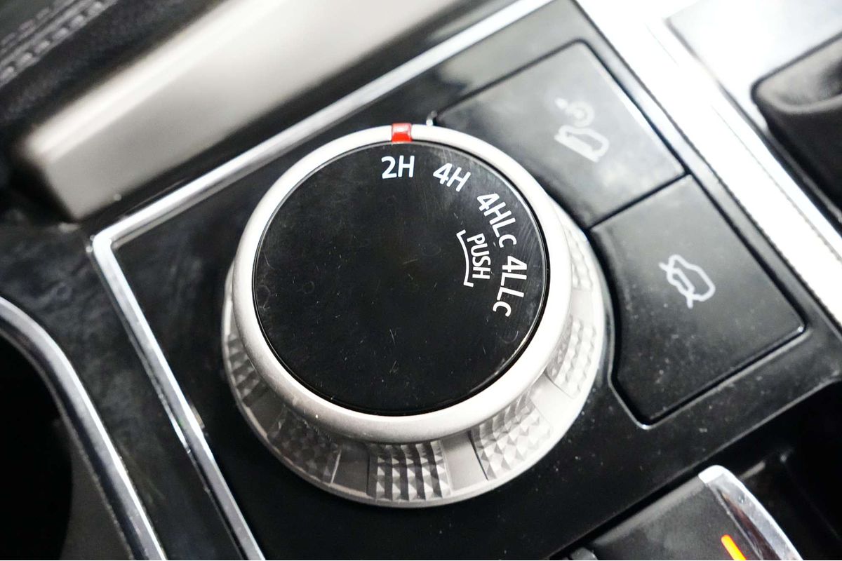 2021 Mitsubishi Pajero Sport GLS QF