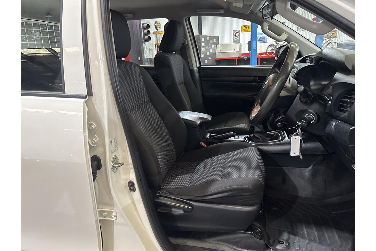 2021 Toyota Hilux WORKMATE HI-RIDER GUN135R FACELIFT REAR WHEEL DRIVE