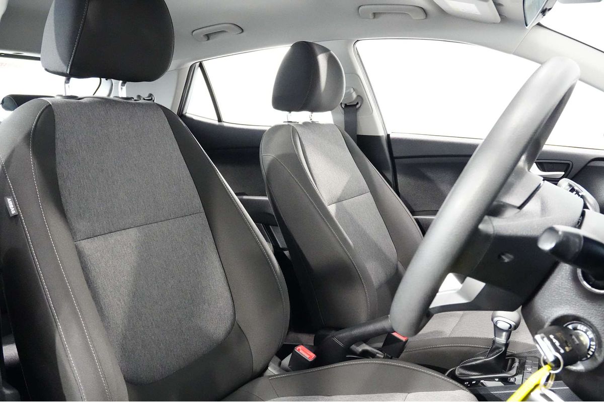 2022 Kia Stonic S YB