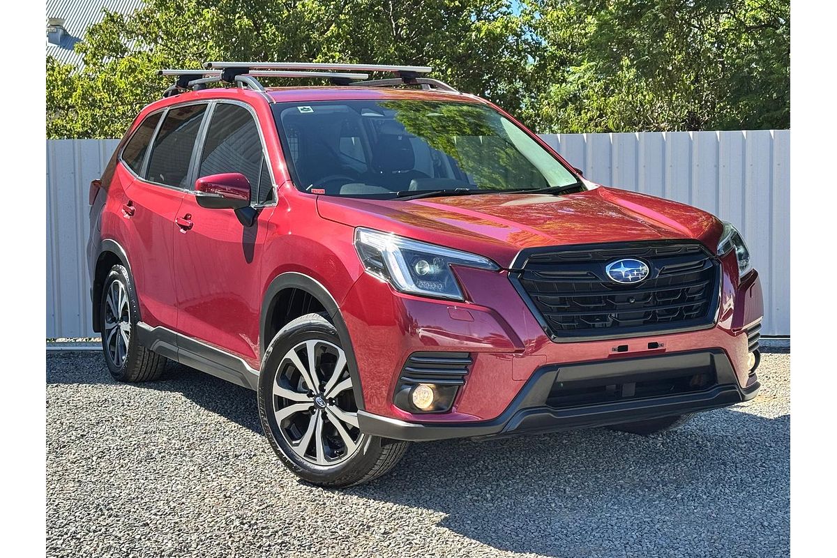 2022 Subaru Forester 2.5i Premium S5