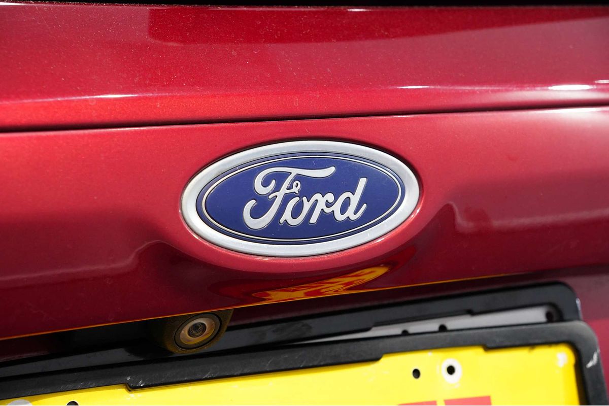 2015 Ford Mondeo Ambiente MD