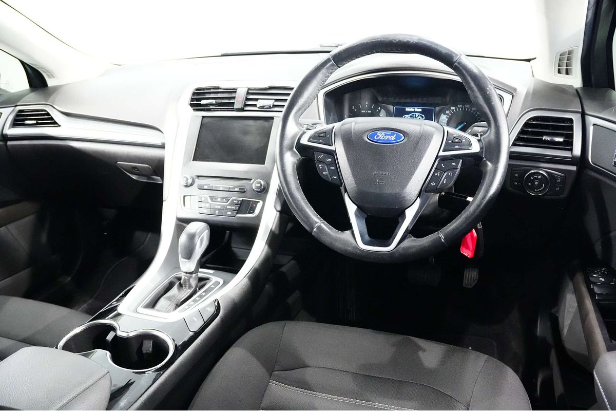 2015 Ford Mondeo Ambiente MD