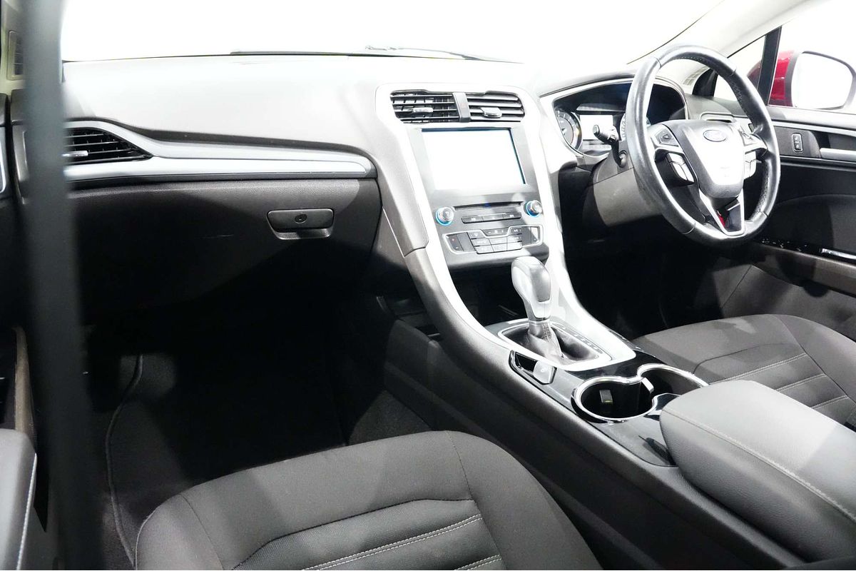 2015 Ford Mondeo Ambiente MD