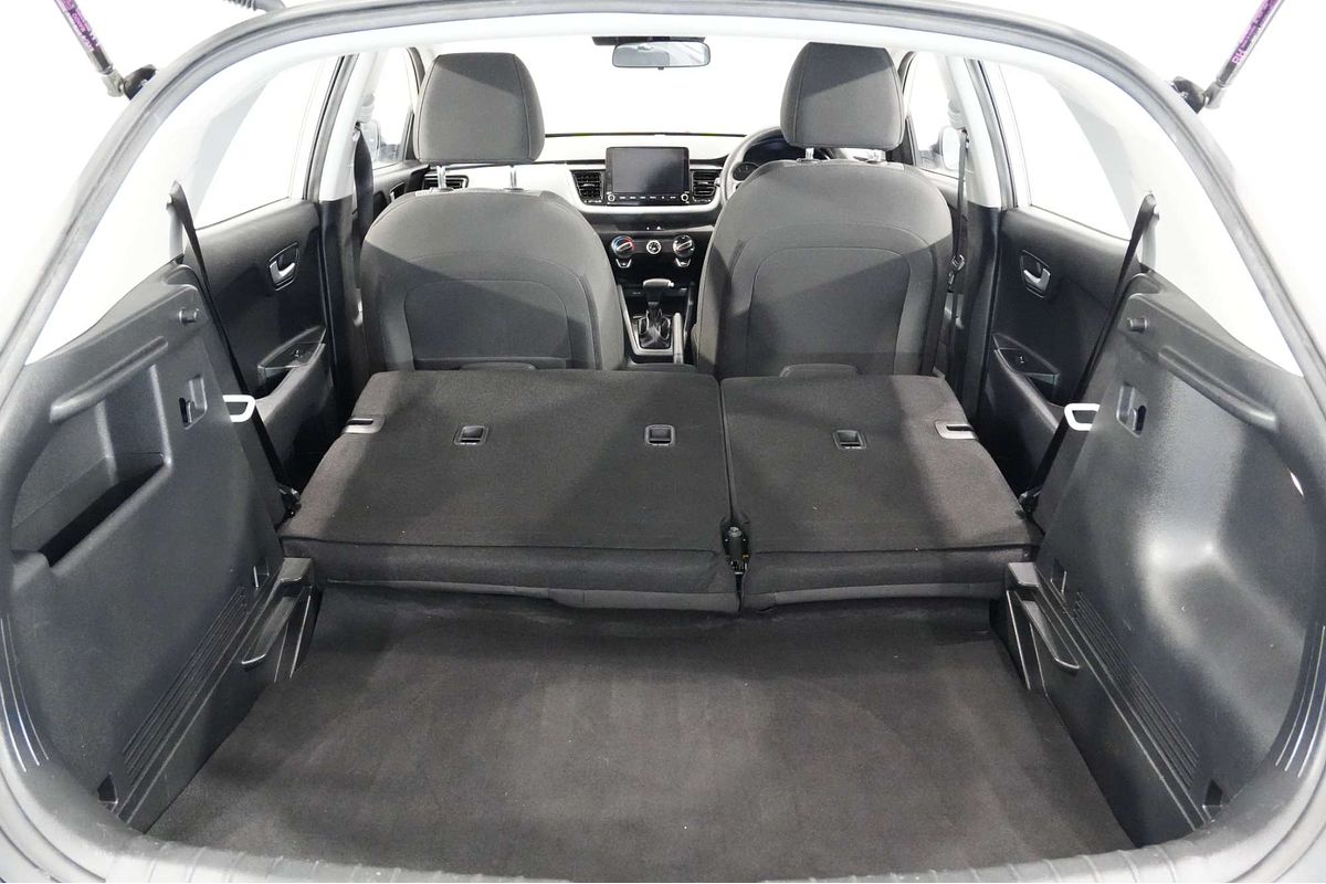 2022 Kia Stonic S YB