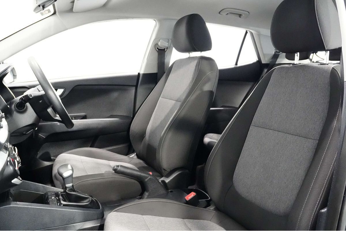 2022 Kia Stonic S YB