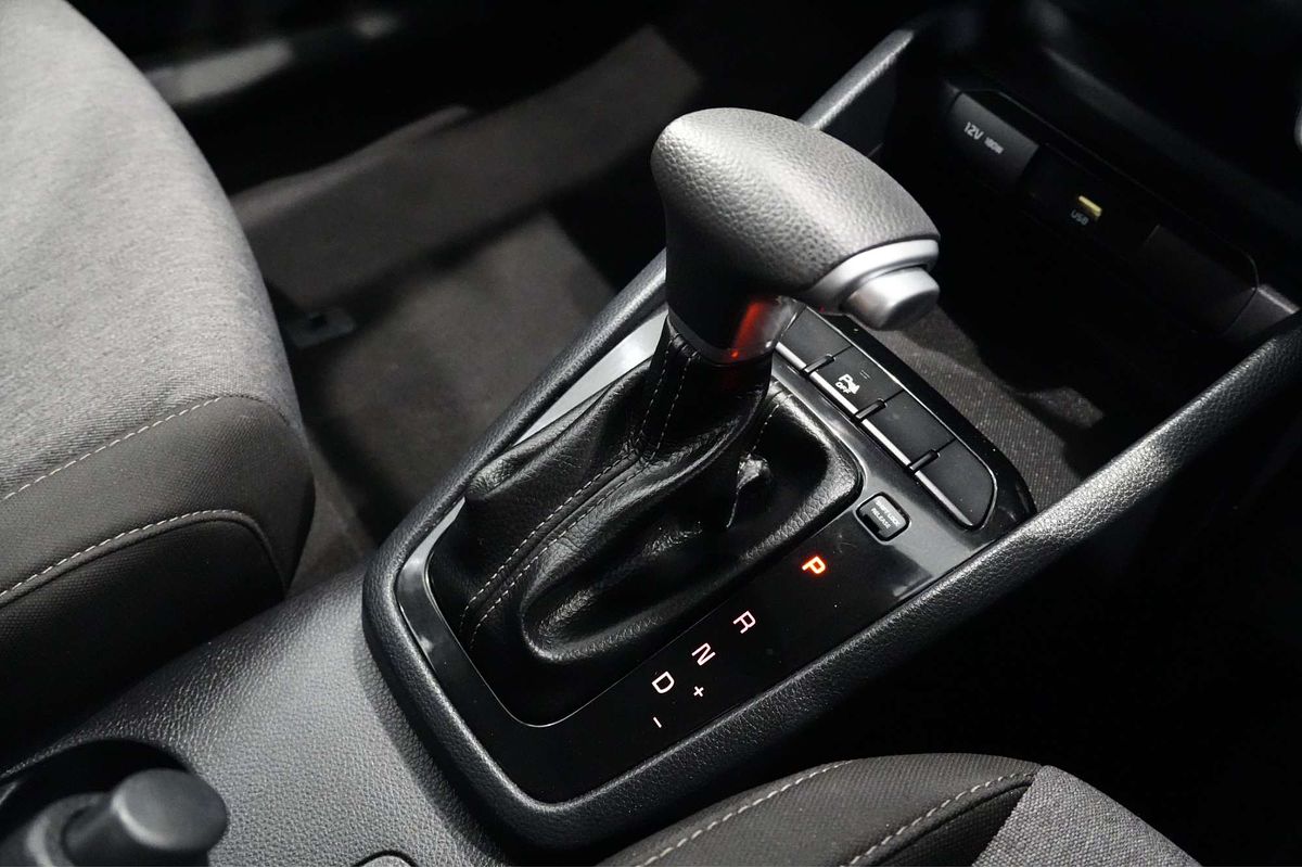 2022 Kia Stonic S YB