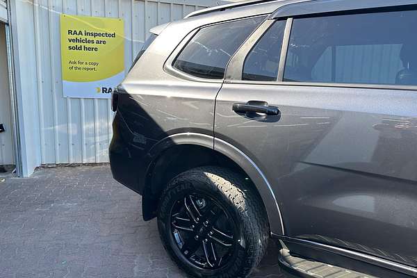 2024 Ford Everest Sport 3.0L thumb-5