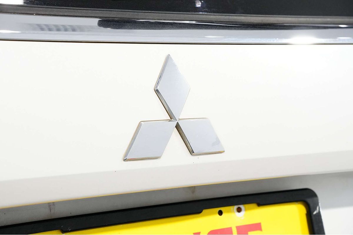 2018 Mitsubishi Outlander Black Edition ZL